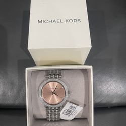 Michael Kors Watch For Women $160 Pick Up In Van Nuys