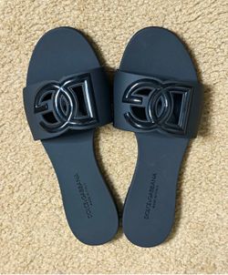 Dolce slides women size 9