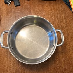5 Quart Stainless Caphalon Pot