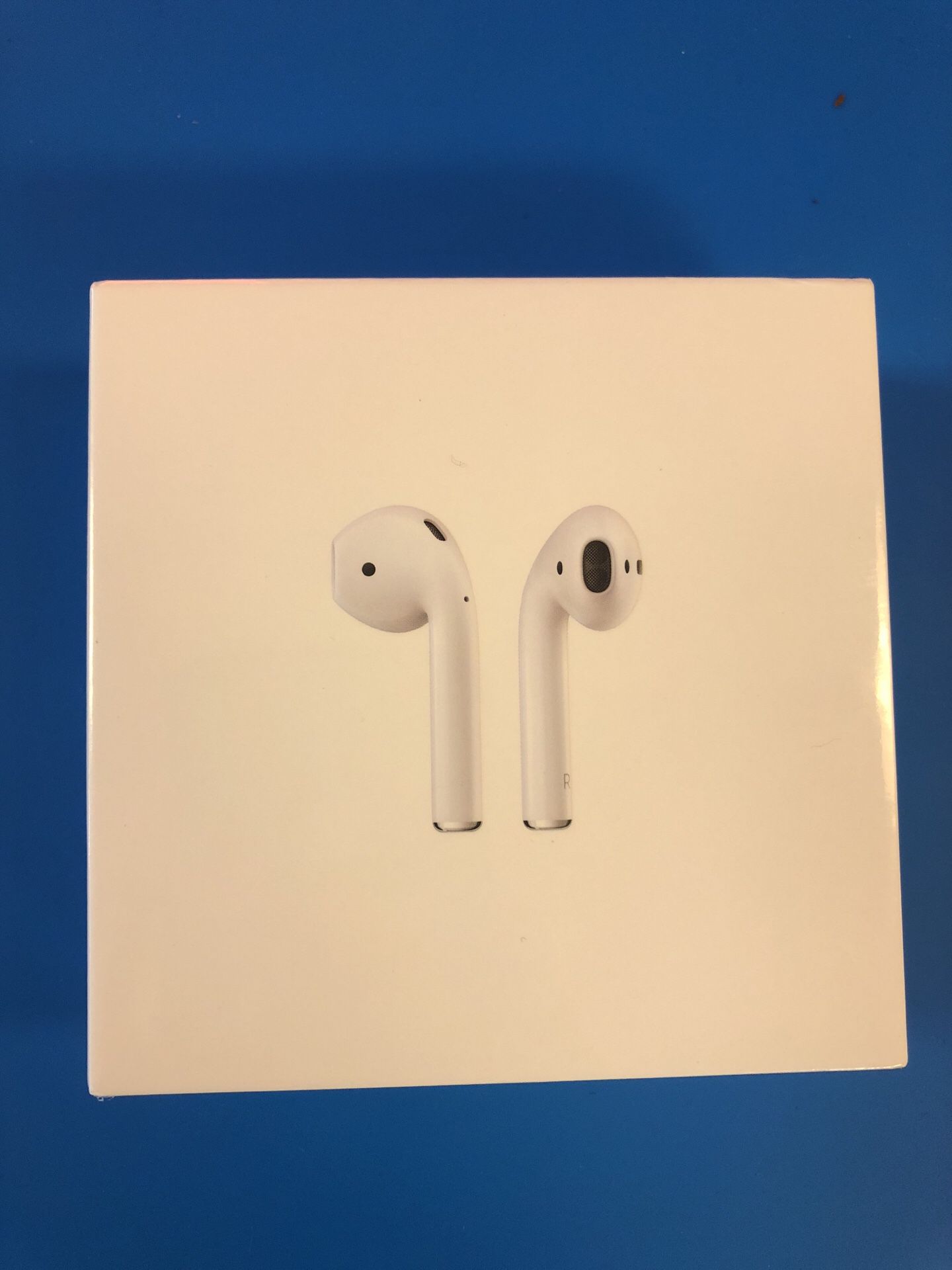 Apple AirPods Never used/opened