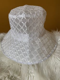 White Fashion Mesh Hat