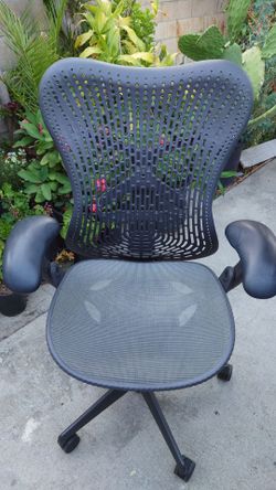 Hetman miller mirra chair