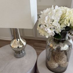 Accent lamp & Vase (Z Gallery 