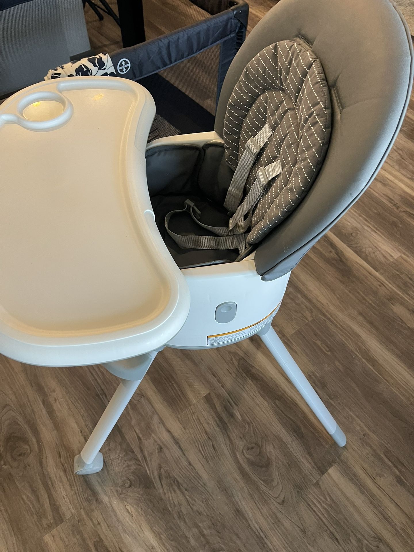 Graco Floor2Table 7-in-1 Baby Highchair