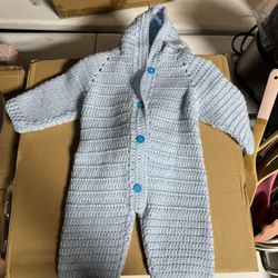 Baby Clothes/ Blankets 