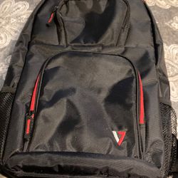 V7 16.1" Vantage Laptop Backpack for Business Professionals, College Students 