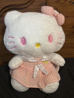 Hello Kitty plushy 