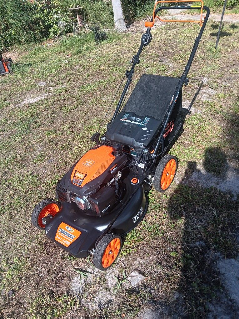 YARDMAX 22 in. 3 in 1 (RWD) Self propelled Lawn Mower