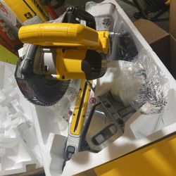   DEWALT 15 Amp Corded 14 in. Cut-Off Saw