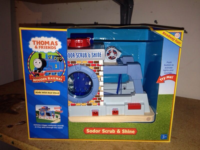 Thomas & Friends Wooden Railway - Sodor Scrub and Shine