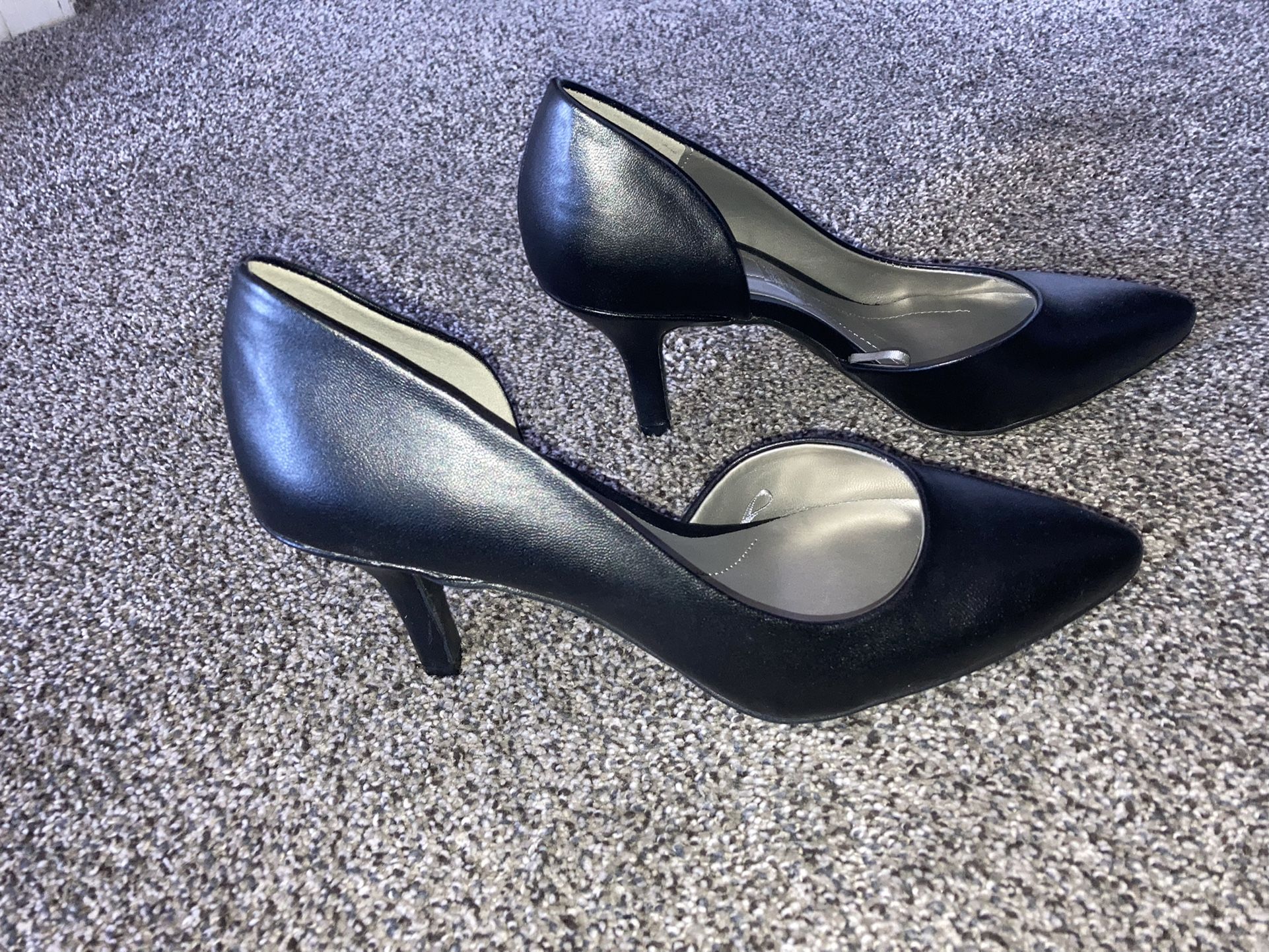 Ladies Black Dress Heels