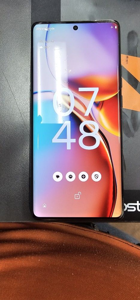 Like‑New Boost‑Locked Moto Edge+ 2023 – 512 GB – 6.7″ OLED – 5G