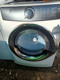 Nice Dryer like new 4 months warranty