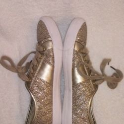 Womens Guess Bling Silver Sneakers Shoes SlipOn GG Backer size 7M