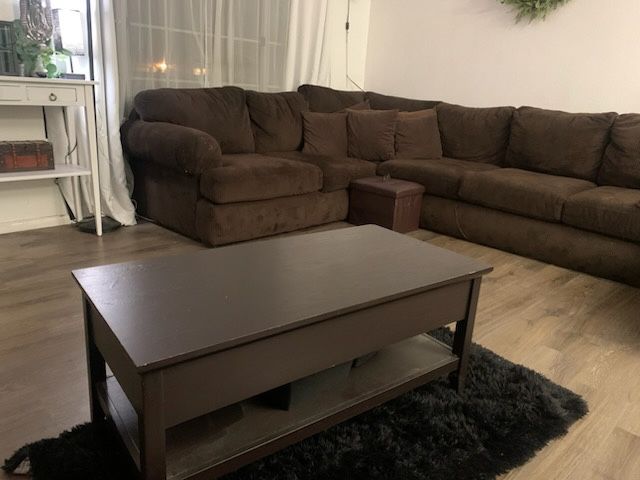 Coffee Table With Storage 