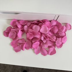 Rose Petals - 150 Petals - Artificial - Pink