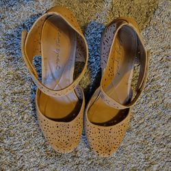 Women's Sandals/Heels