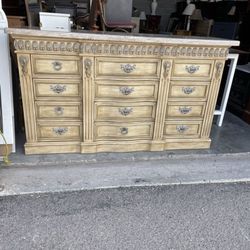 🎁Beautiful vintage dresser/Buffet with Genuine marble top/12 drawer-Carved wood🎁