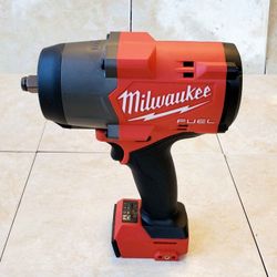 Milwaukee FUEL 18V 1/2in. High Torque Impact Wrench