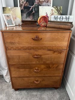 Solid Wood 4-Drawer Tall Dresser Chest