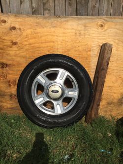 2005 Ford Expedition rims