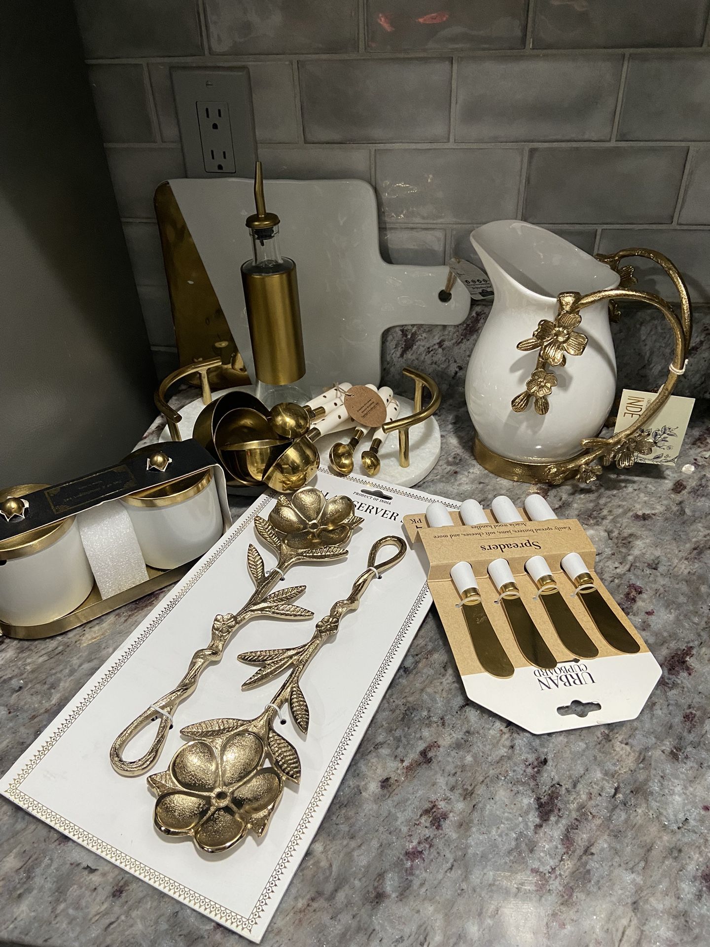 Kitchen Tools ( 8 Pieces) New