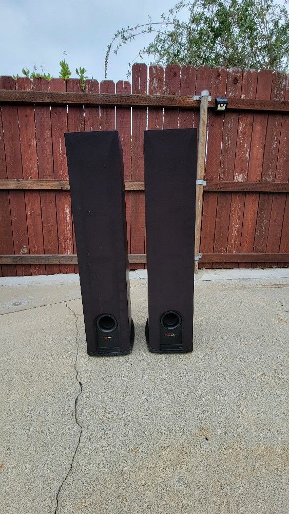 Polk Audio   Tower