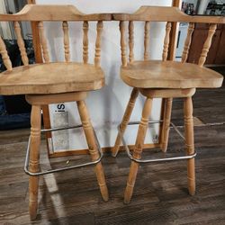 Rotating Bar Stools 