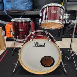 Pearl wood/fiberglass reissue