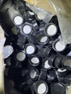 2oz Bottle Caps – Bulk Lot – Sample Bottles / Fragrance / Skincare