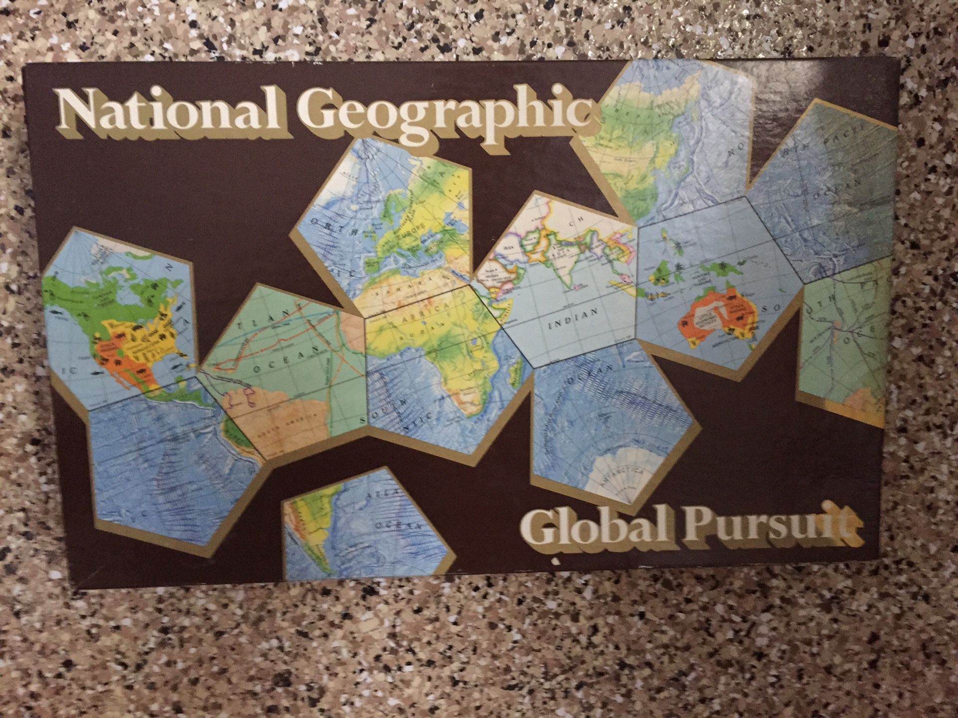1987 National Geographic Global Pursuit Game, new