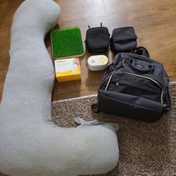 Medela Electric Breast Pump + Baby Essentials Bundle