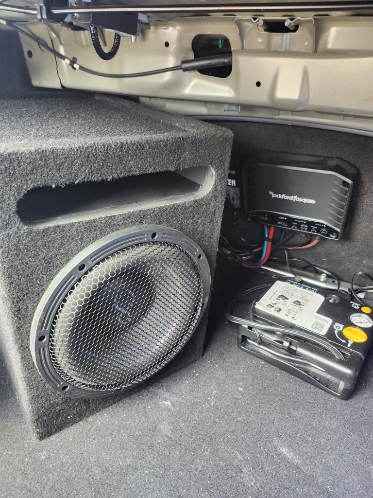 Subwoofer And Amp