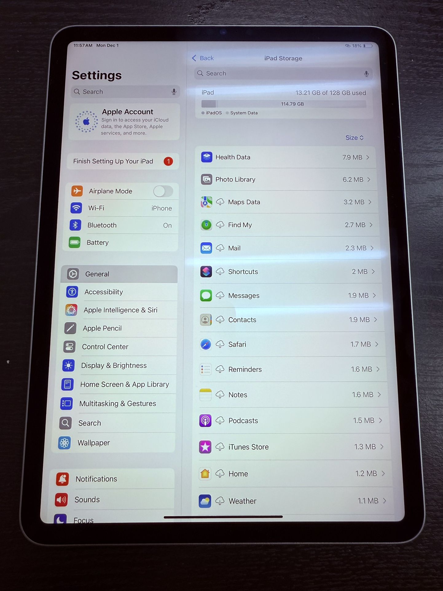 Apple iPad Pro 11-inch 4th generation wi-fi 128GB plus Apple Pencil