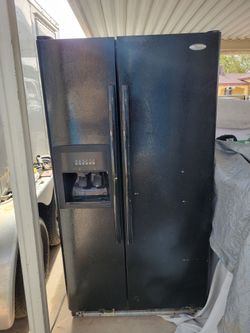WHIRLPOOL FRIDGE