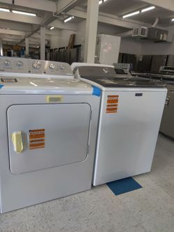 New Maytag
5.2 cu. ft. Top Load Washer in White with Agitator, Extra Power Option and Smart Applianc