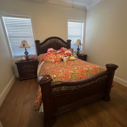 Queen Bedroom Set