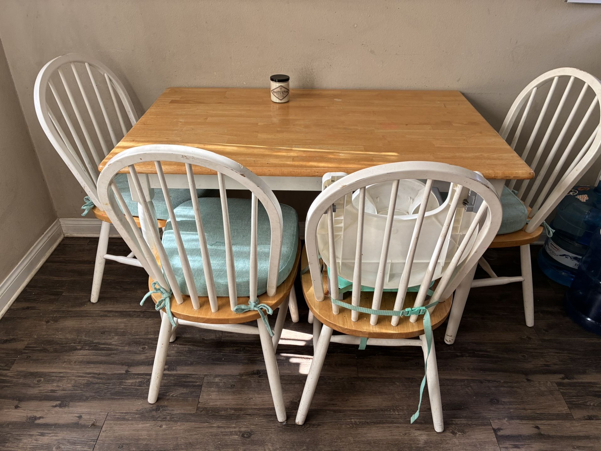 Farmhouse Style Kitchen Table W/4 Chairs