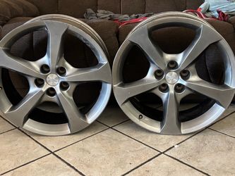 20 inch rims designed for a Chevrolet camaro