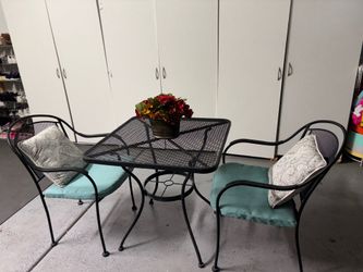 Patio furniture set