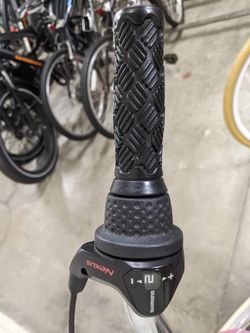 Selling Firmstrong Urban Lady 3 speed 26 Beach Cruiser Bike for