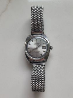 Vintage Woman's OMEGA Seamaster Cosmic with Steel Bracelet