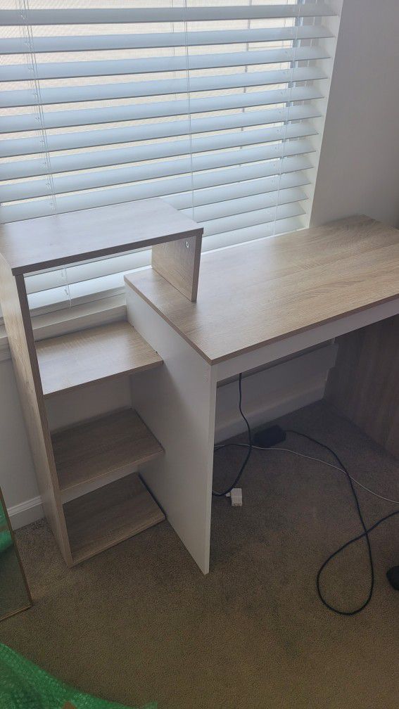 Wood Computer Desk with Shelves