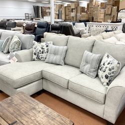 New 92” Sofa Chaise 🔥🔥 IN STOCK NOW