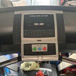 Golds Gym Treadmil