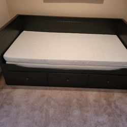Sofa, Single & Double Bed & Storage!