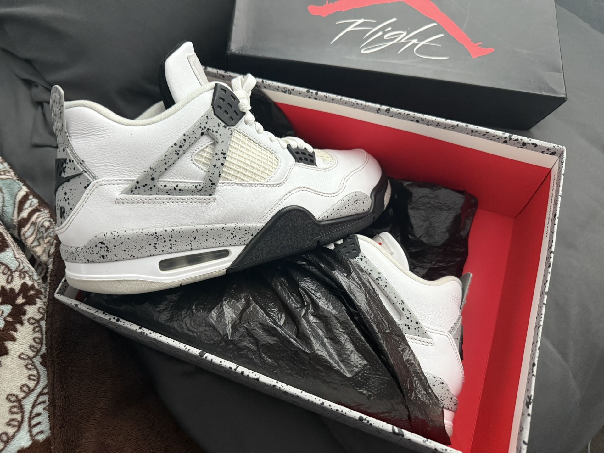 Retro Jordans 4 (2016)