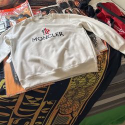 Moncler Sweater Clean XL