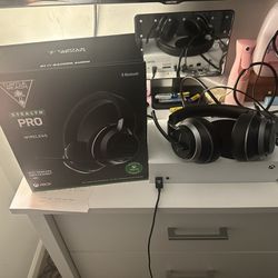 Xbox S And Turtle Beach Headset Pro