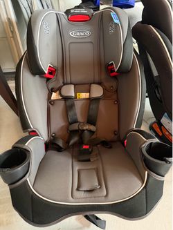 Graco Car Seat Slim Fit 3-in-1